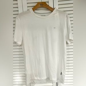 Calvin Klein liquid touch men’s large short sleeve T-shirt NWT